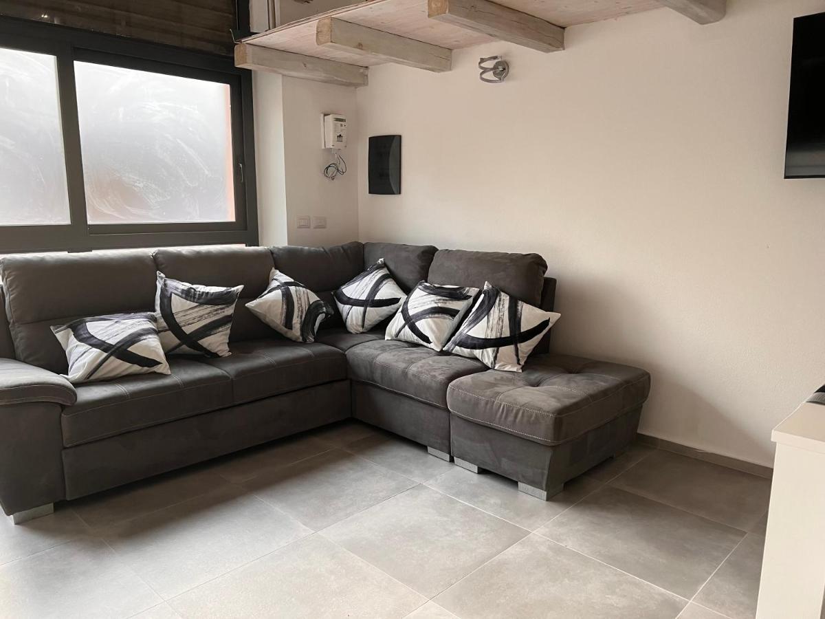 Апартаменти Urban Charme Loft Доргалі Екстер'єр фото
