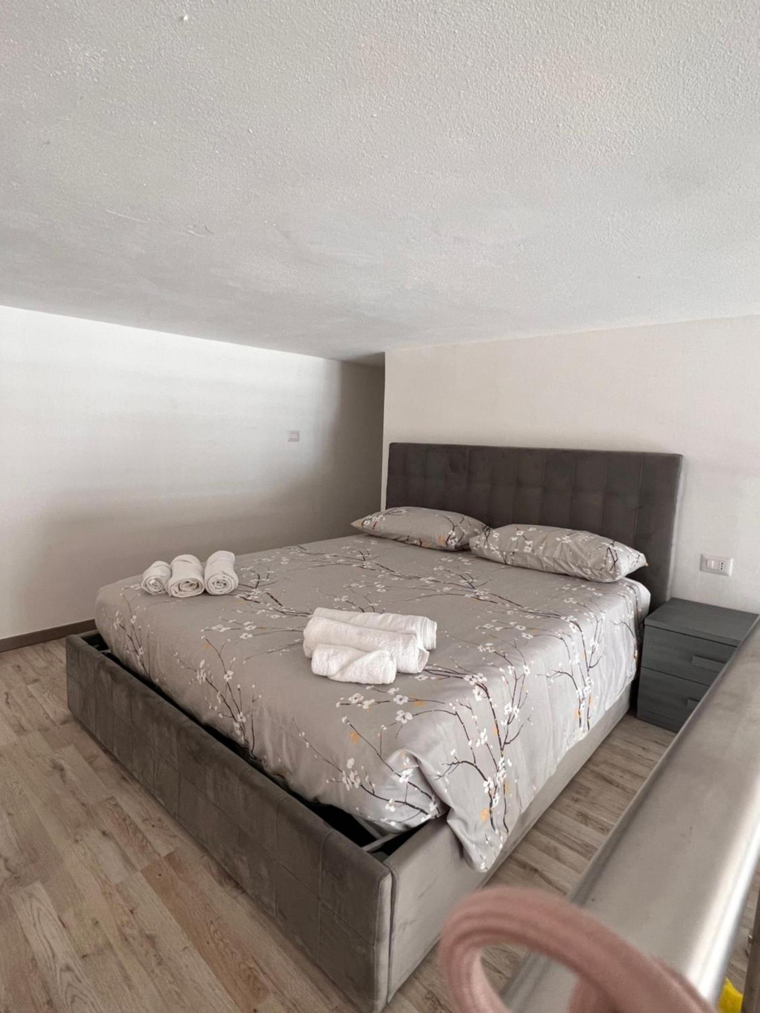 Апартаменти Urban Charme Loft Доргалі Екстер'єр фото